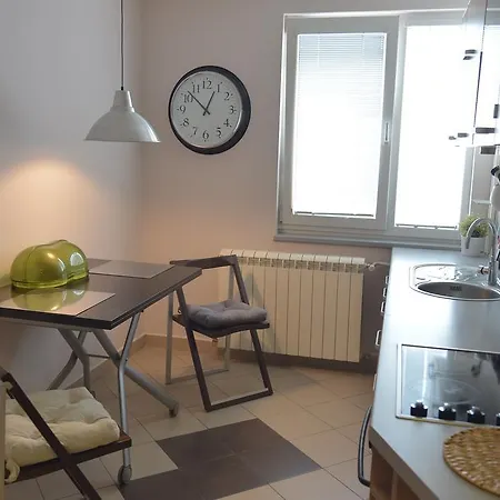 Danica Apartment *